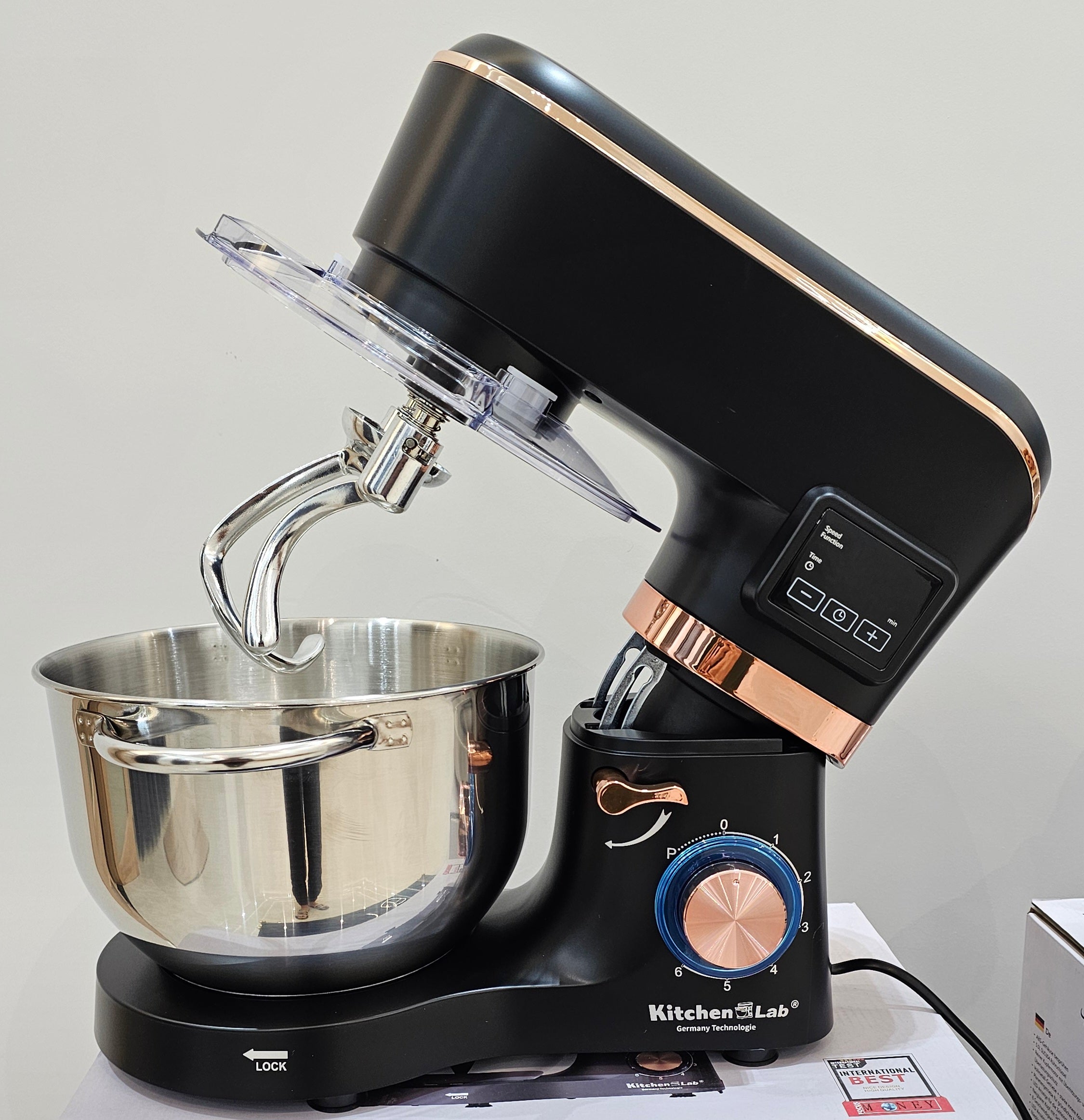 pétrin kitchen lap